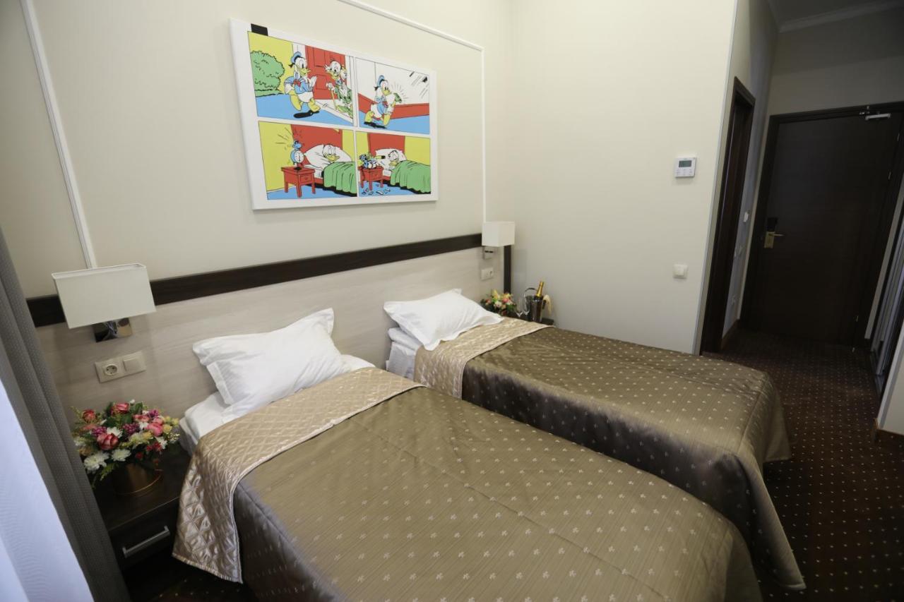 Hotel Donald Odessa Luaran gambar
